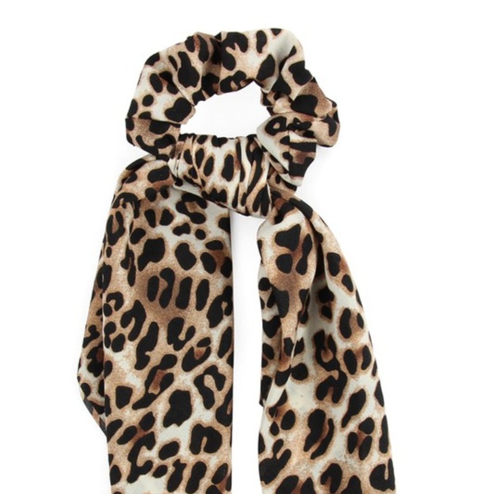 LEOPARD PRINTED CRUNCHES